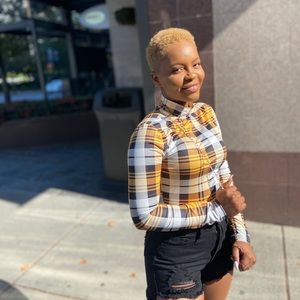 Meet your Posher, Jestisia